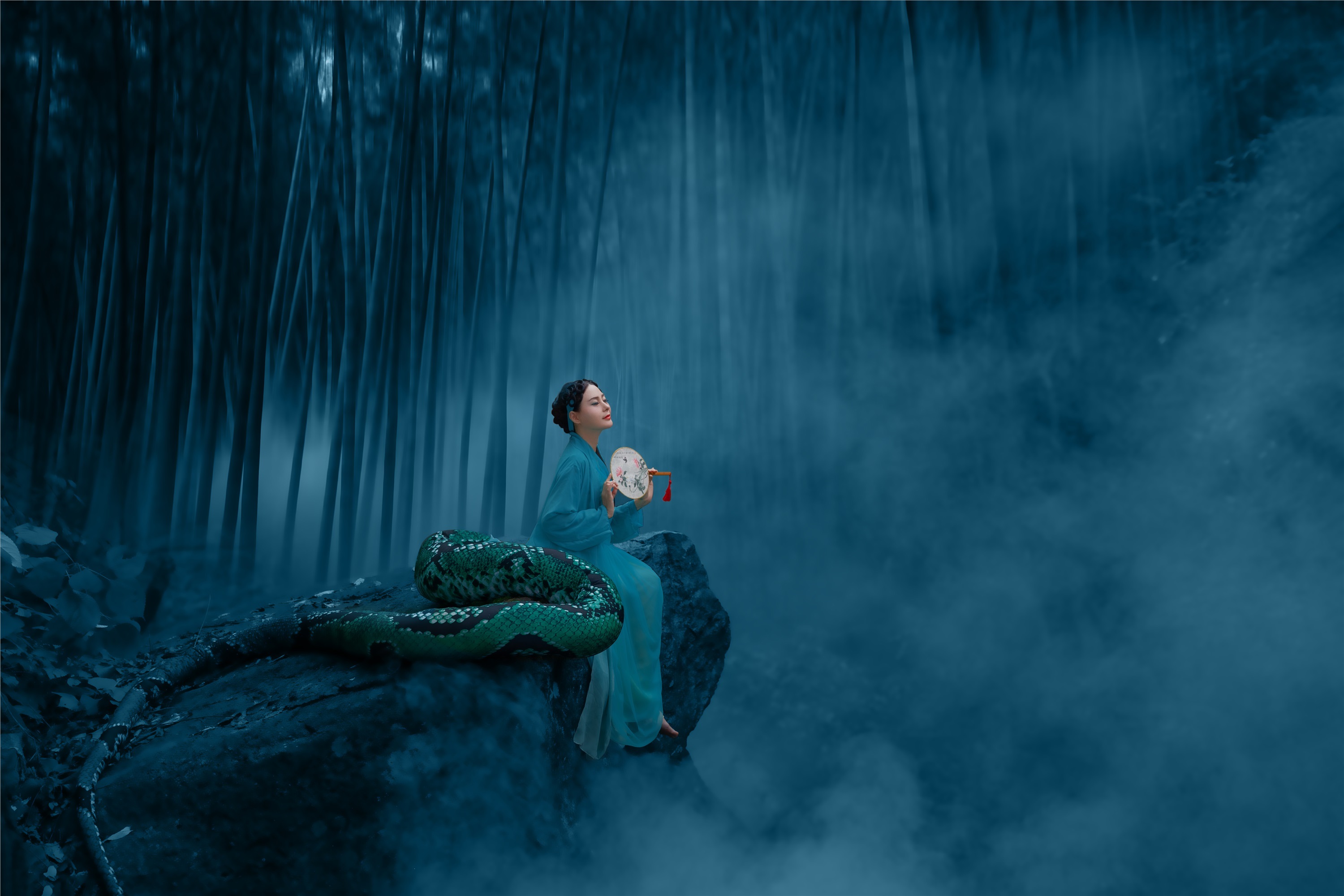 YITUYU 艺图语 2021.08.06 青蛇梦 莲